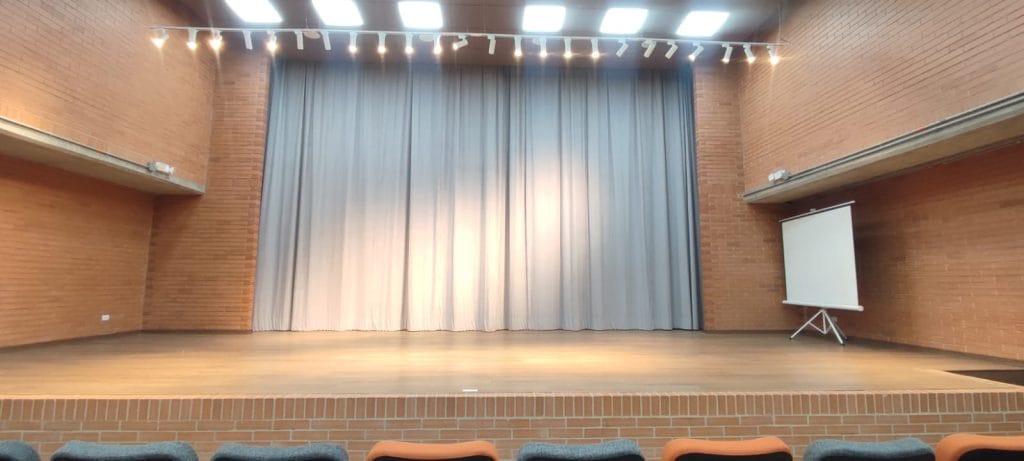 Proyecto vestimenta teatral Hipotecho