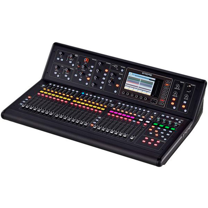 M32_LIVE_3