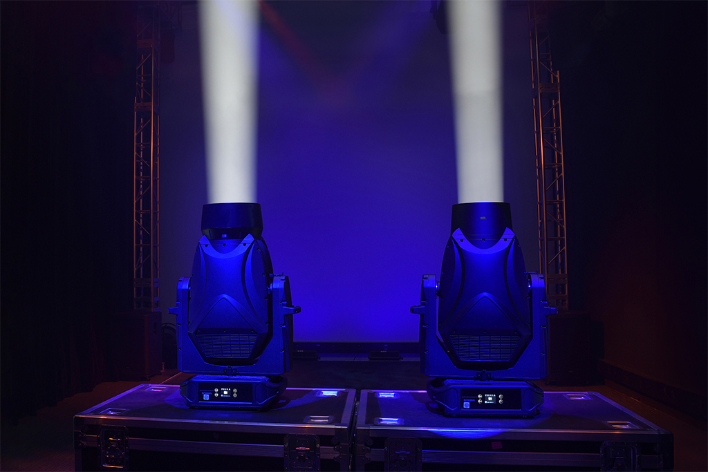Control Lumínico | Control Lumínico en Provenco 2026: shows de iluminación cada hora y los lanzamientos de Cameo, Vari-Lite y Minuit Une Control Lumínico | Control Lumínico en Provenco 2026: shows de iluminación cada hora y los lanzamientos de Cameo, Vari-Lite y Minuit Une
