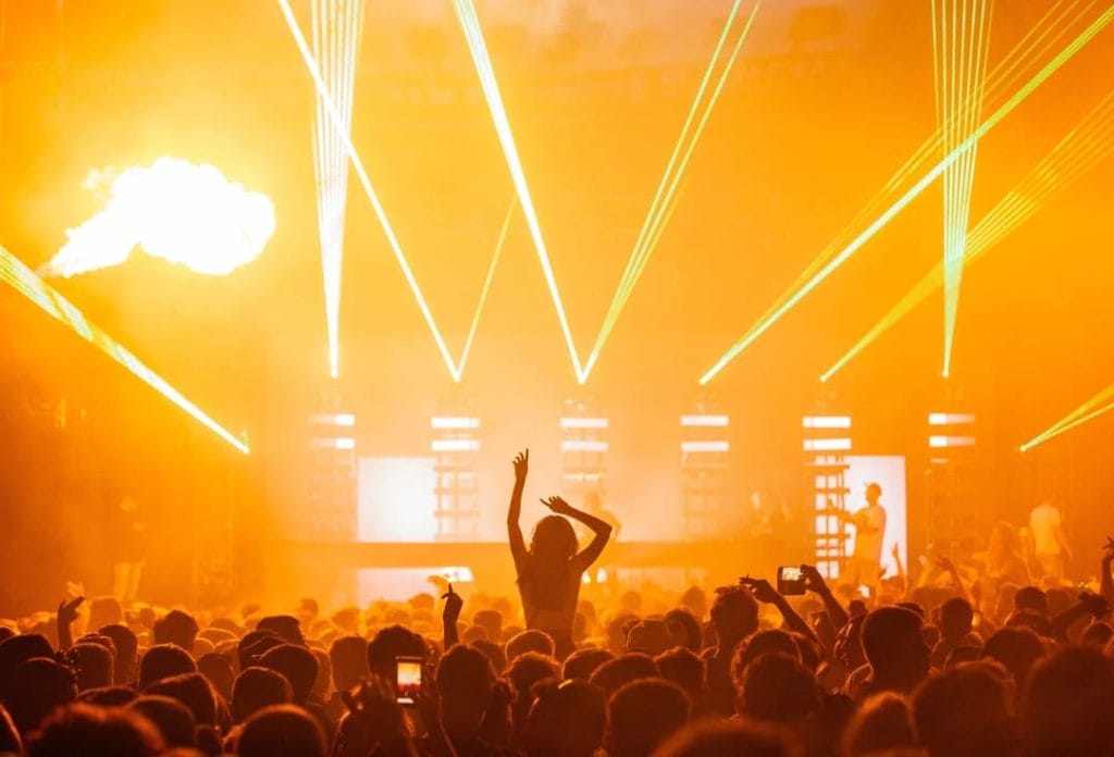Las últimas tendencias en sonido e iluminación para eventos sonido y luces para eventos